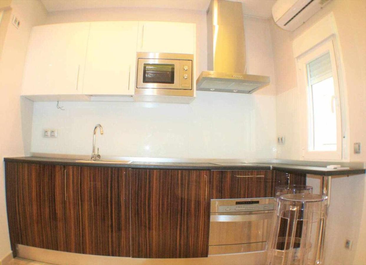 Apartamento Con Terraza Centrico Moderno Nuevo Madrid Bagian luar foto